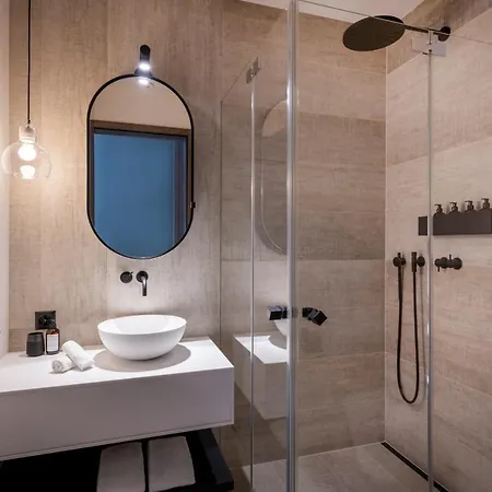 B Five Luxury Apartman *