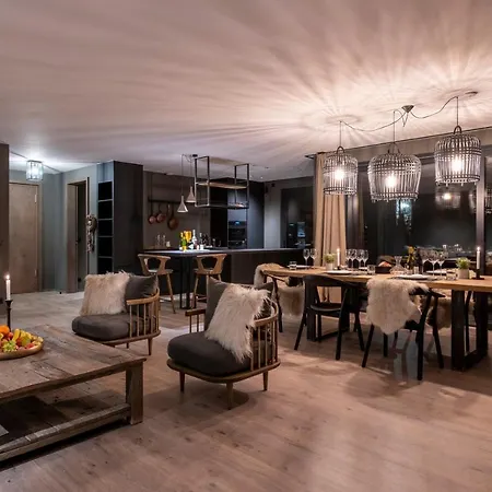 B Five Luxury Apartman *